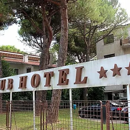 Club Hotel 3*