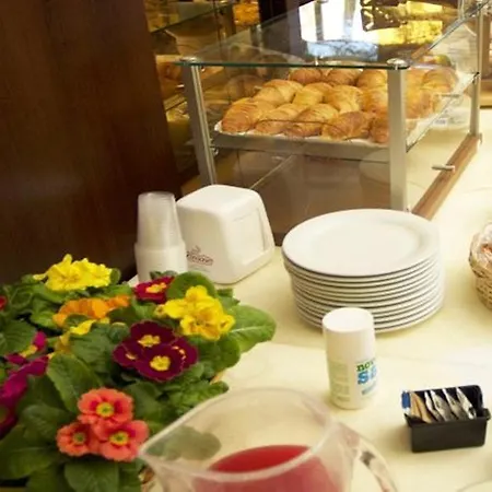 Ξενοδοχείο Club 3*