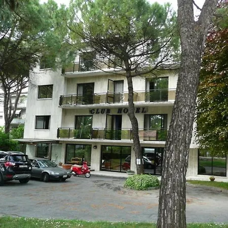 Ξενοδοχείο Club