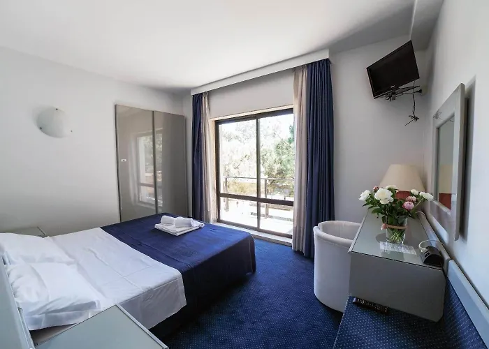 클럽 3* 메스트레