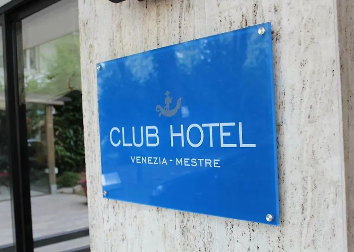 Hotel Club